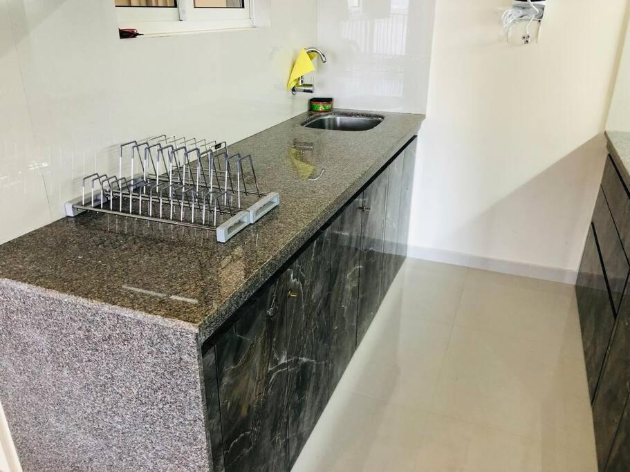 Lovely 2-Bedroom Sea View Serviced Apartment Dabolim Goa Extérieur photo