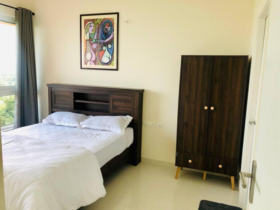 Lovely 2-Bedroom Sea View Serviced Apartment Dabolim Goa Extérieur photo